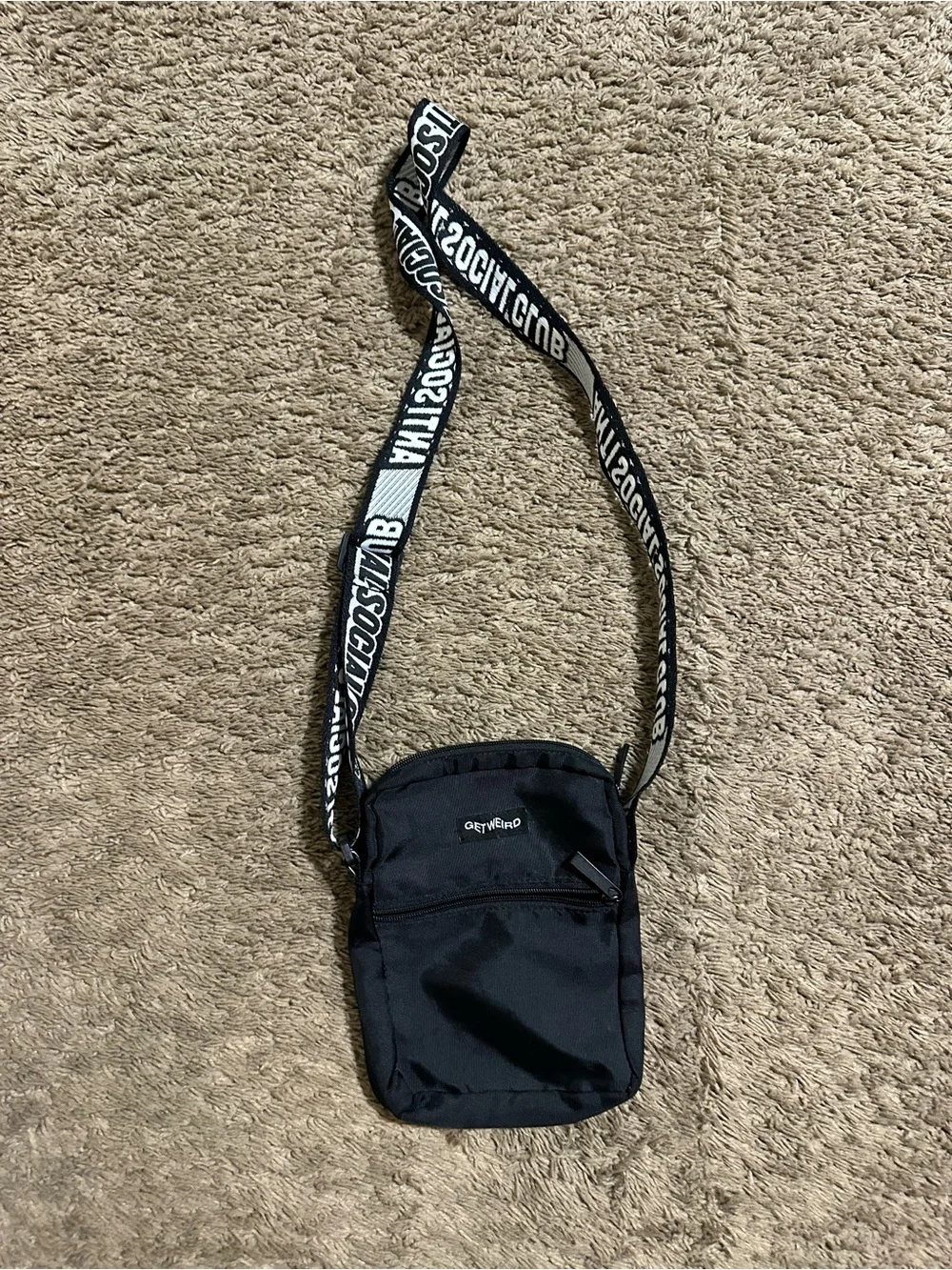 Anti social social club “triple black” crossby bag 00s